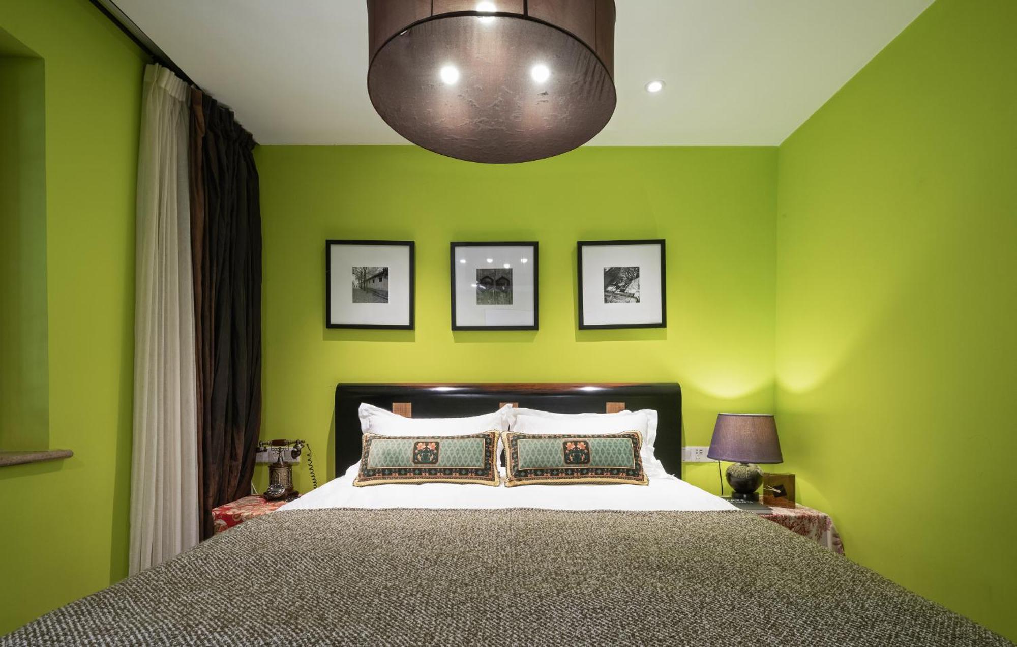 Hotel Cote Cour Deductive Beijing - Quadrangle Close To Tiananmen Square & Forbidden City & Nanluoguxiang, Walk To Wangfujing, English Speaking, Free Wifi, Free Laundry, Free Wonton & Noodles With Tour Ticket Service, Free Selfies With Ancient Costum Exterior foto