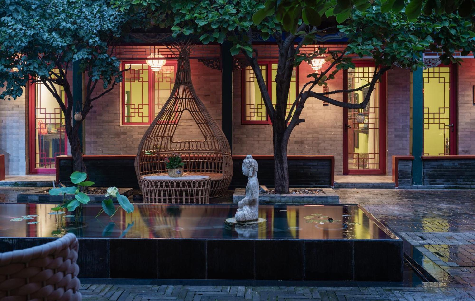 Hotel Cote Cour Deductive Beijing - Quadrangle Close To Tiananmen Square & Forbidden City & Nanluoguxiang, Walk To Wangfujing, English Speaking, Free Wifi, Free Laundry, Free Wonton & Noodles With Tour Ticket Service, Free Selfies With Ancient Costum Exterior foto